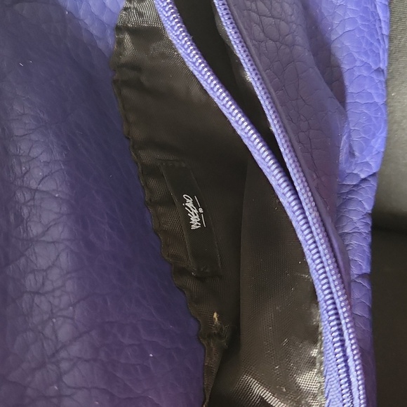 Massimo Purple Faux Leather Wristlet - Picture 3 of 3